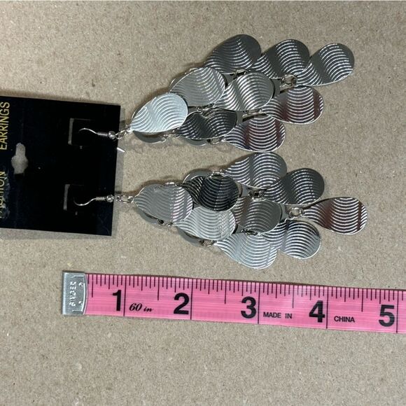 Fashion Silver Toned Large Tear drop Shaped Dangle Earrings Fish Hook
Earrings - Picture 3 of 3